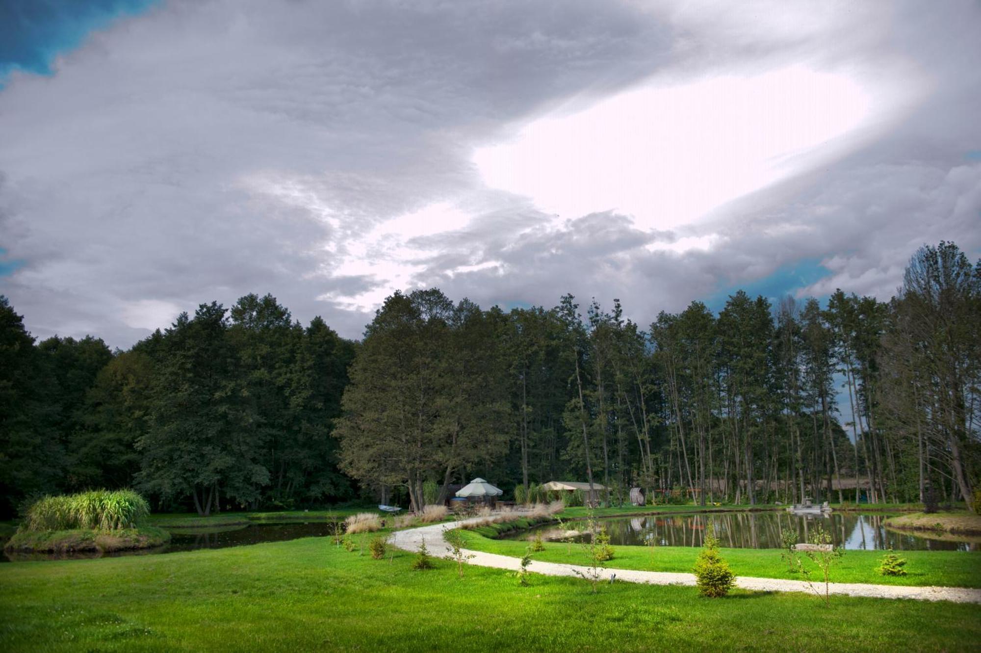 Forglamp Hotel Bydgoszcz Ngoại thất bức ảnh